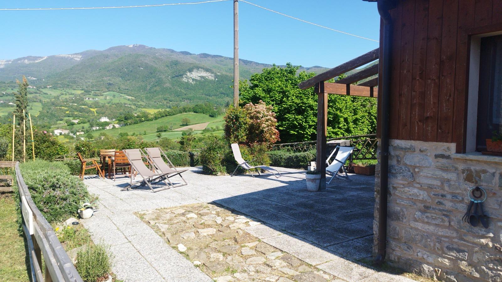 Terrazza panoramica con vista sulla Val Marecchia